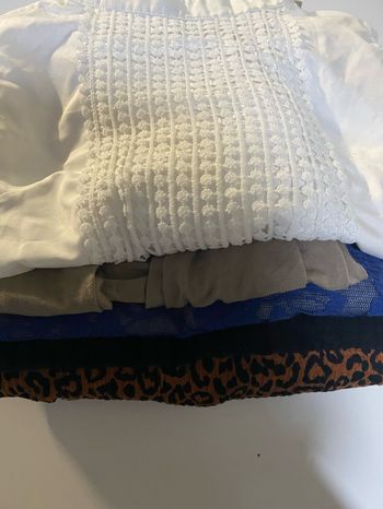 Lot de 5 vêtements plusieurs marques taille S