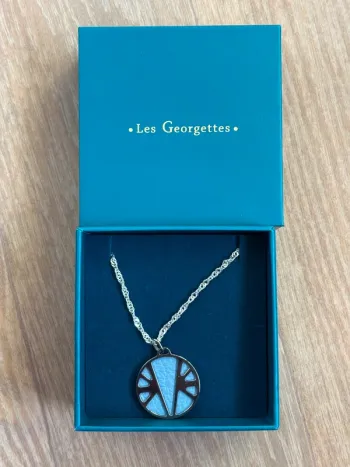 Collier Georgette
