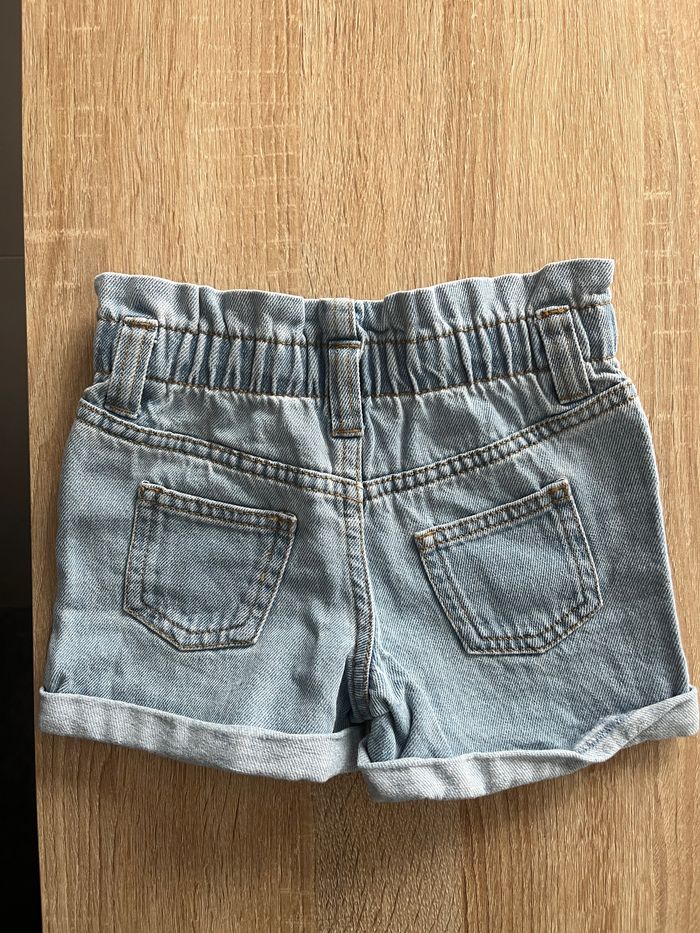 Short en jean clair fille 3 ans kiabi - photo numéro 2