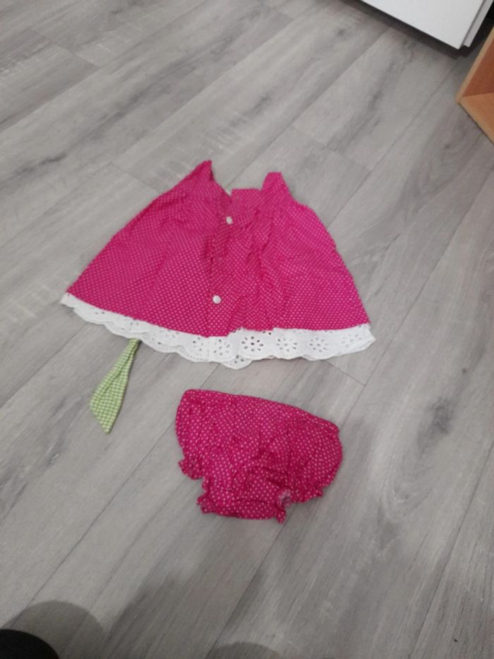 Robe et bloomer 9 mois - photo numéro 4