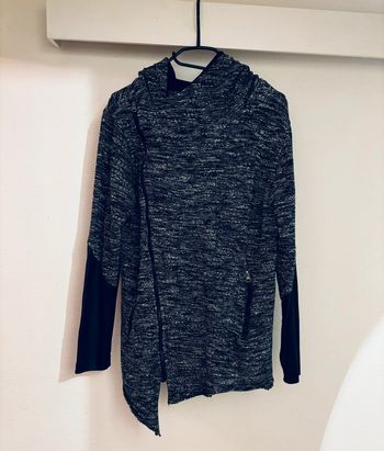 Veste avec manches en similicuir / Taille M