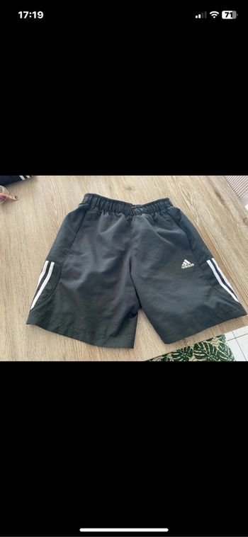 Short  de sport.