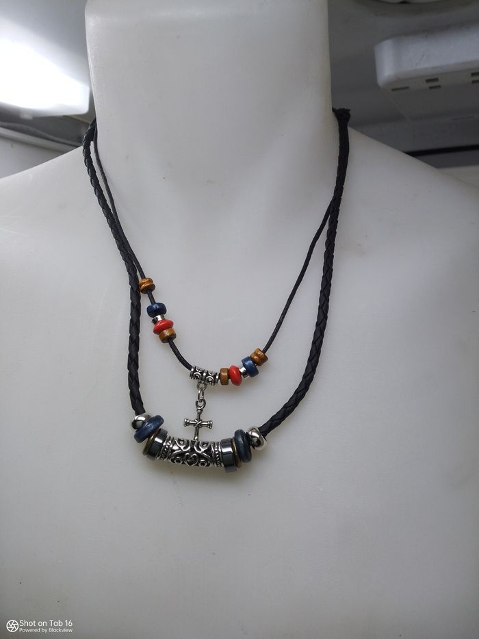 Collier pour homme tribal noir double lacet