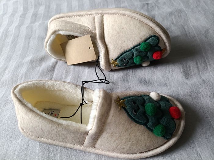 pantoufles noël  T32/33 - photo numéro 2