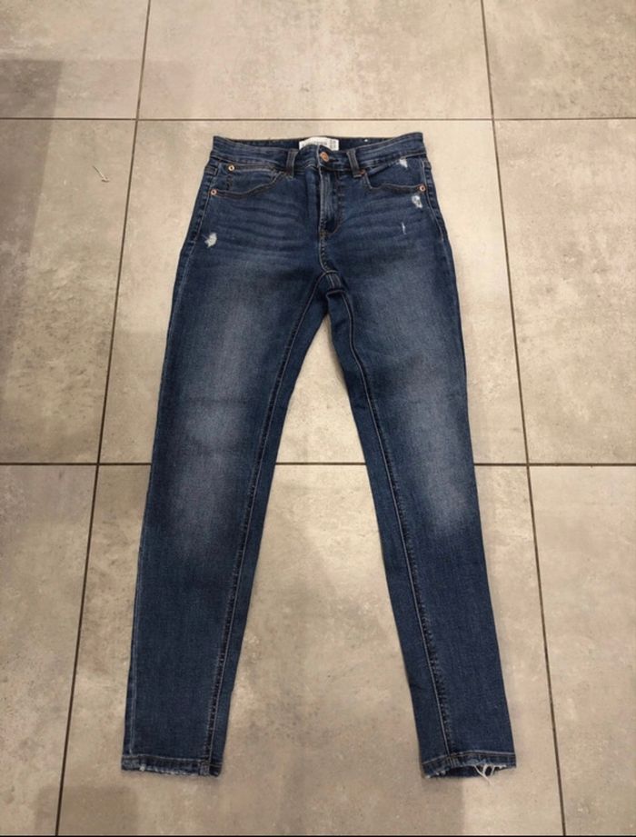 Jean  38  stradivarius