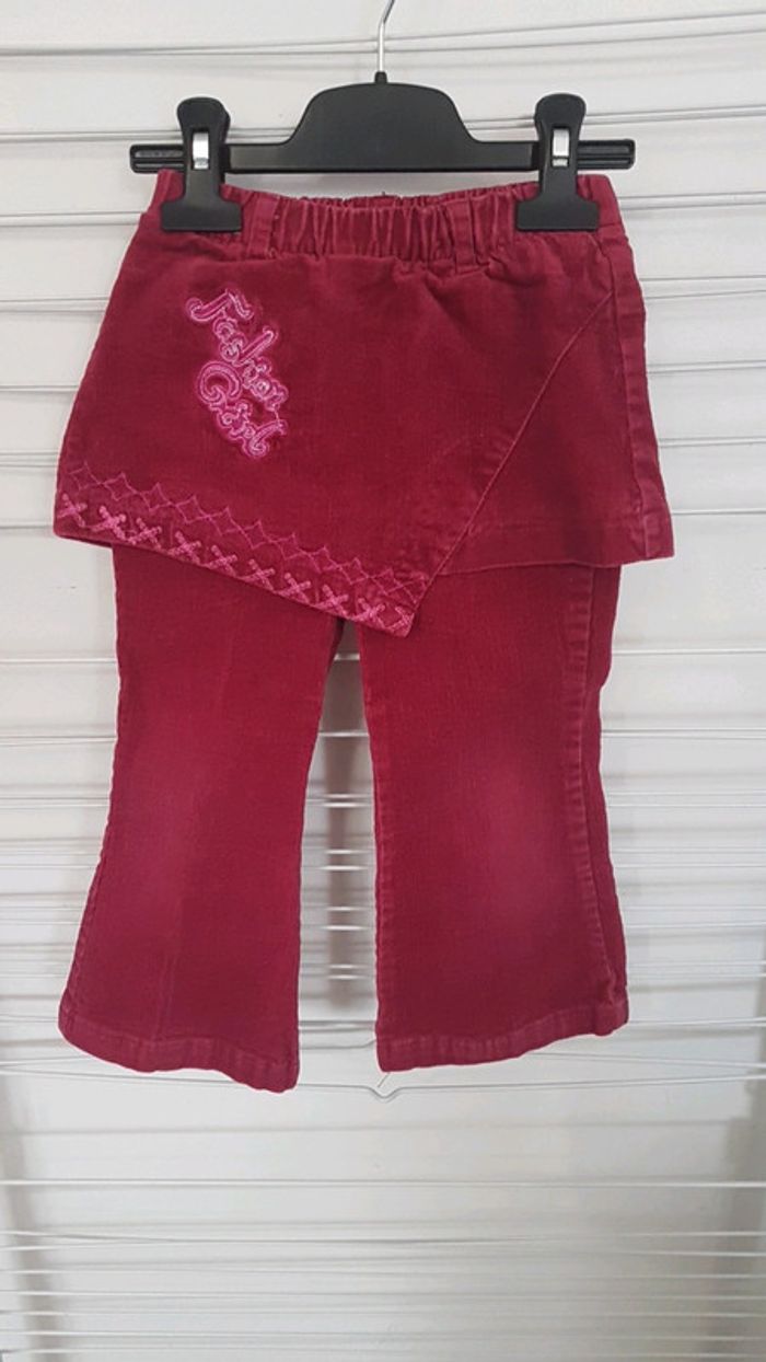 Pantalon rose avec jupette 4 ans