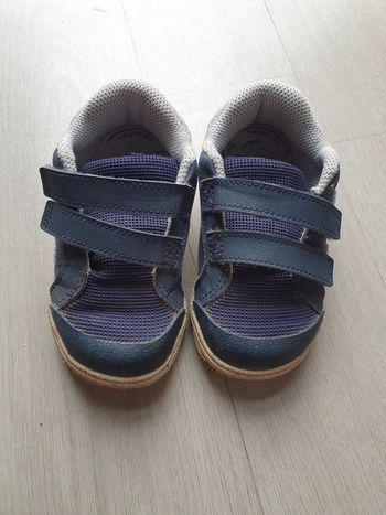 Chaussures décathlon bleues marines T23