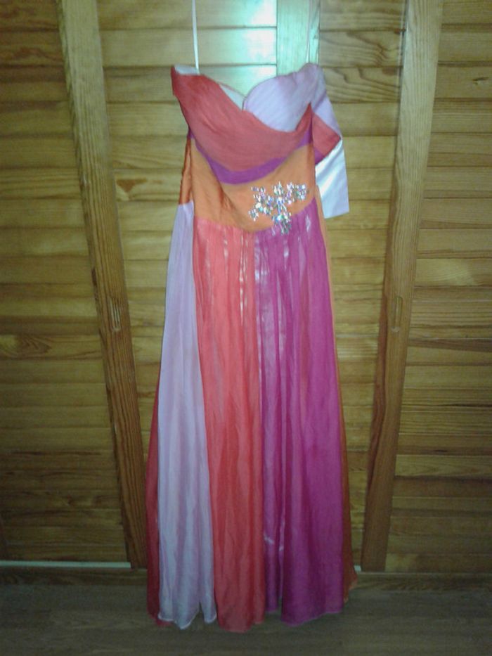 Robe cérémonie taille 40/42 - photo numéro 3