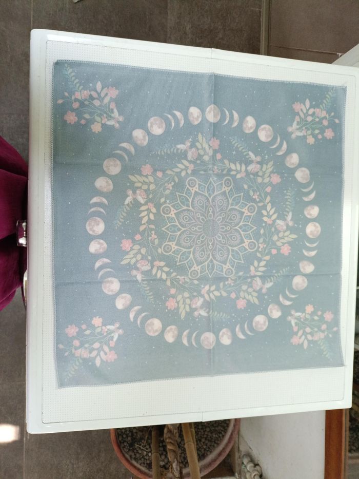 Nappe Mystique – Tapis de Tirage Tarot & Oracle, Ambiance Ésotérique - photo numéro 2