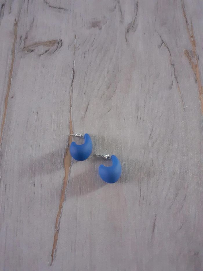 Boucles d'oreilles gouttes d'eau bleue nuit