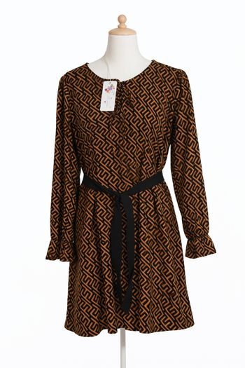 Robe motif graphique marron & noir – NEUVE avec étiquette