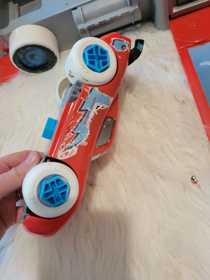 Camion flash Mac Queen sonore et lumineux - photo numéro 4