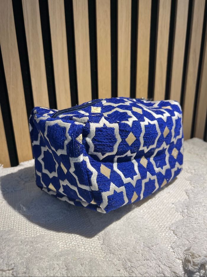 Petite trousse à maquillage - photo numéro 2
