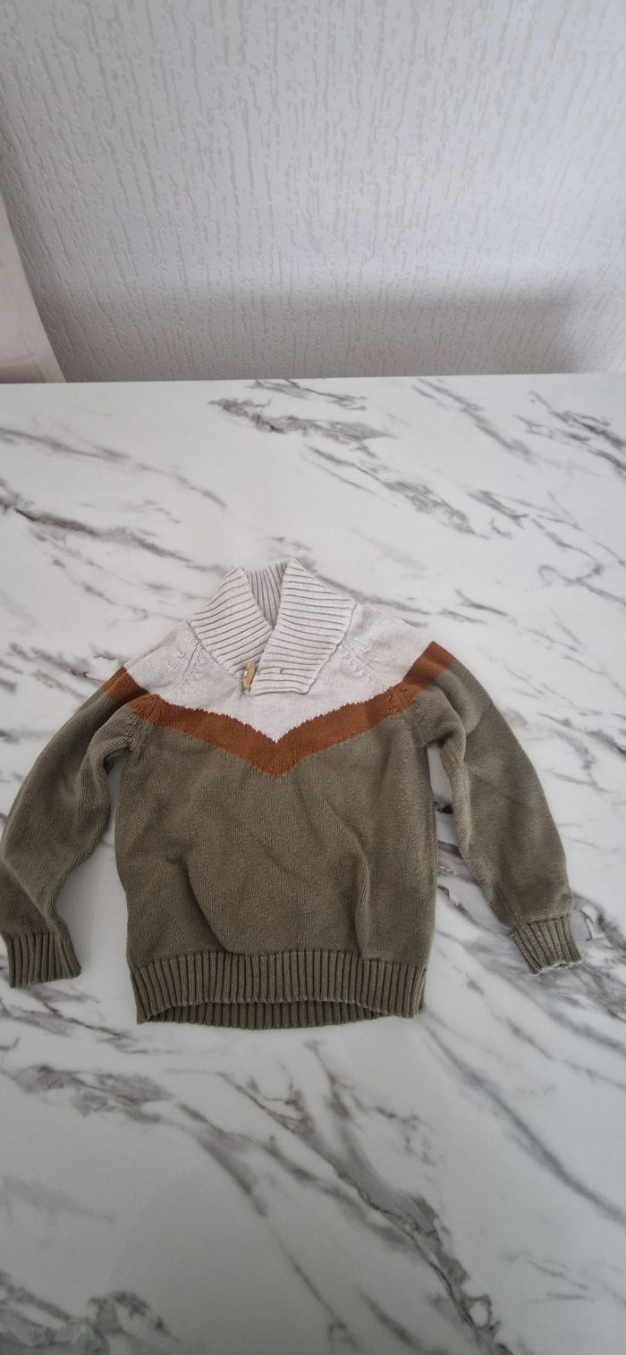 Pull hiver garçon Vert 24 mois
Tape à l'œil