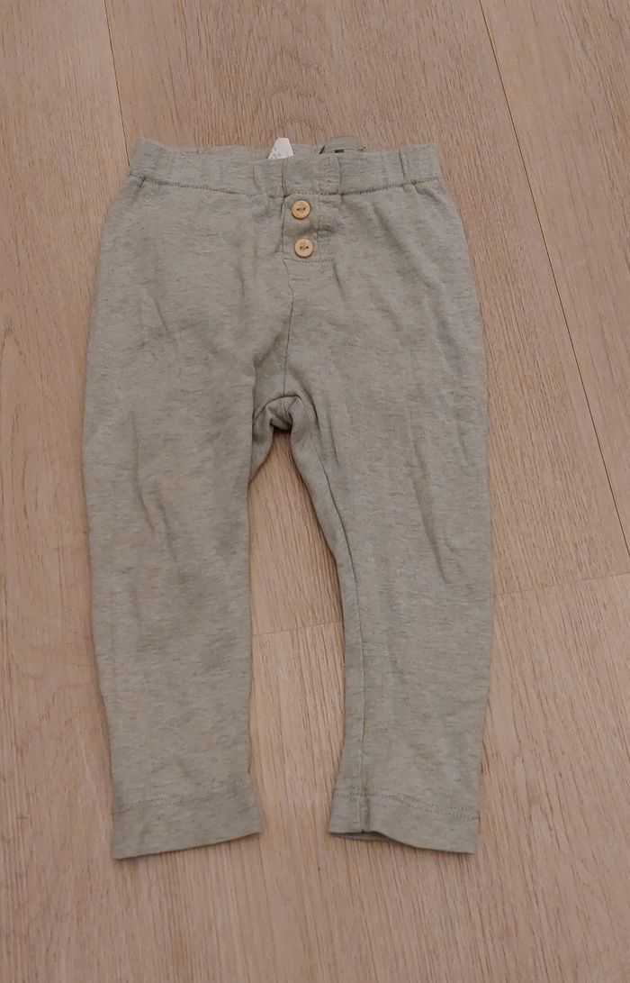 Lot de pantalons 12 mois - photo numéro 2