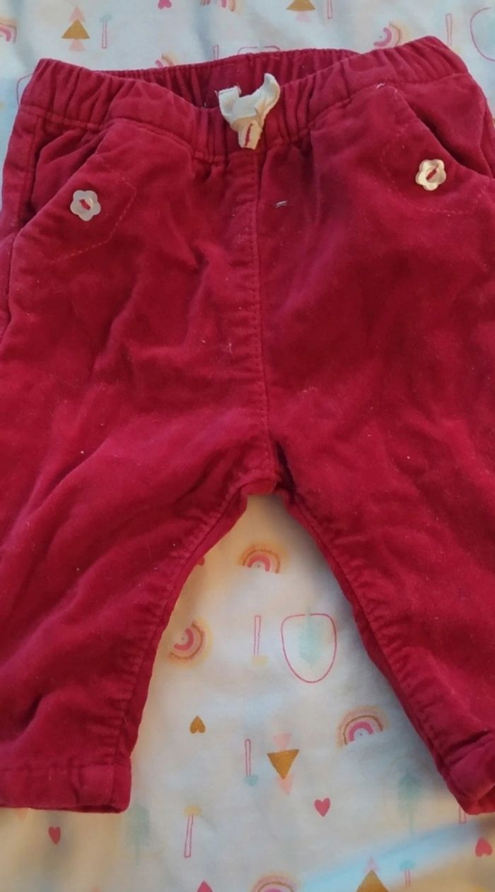 3 mois_Lot 4 pantalons 2 short fille_ séparable