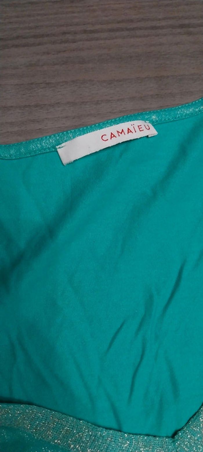 Haut Camaïeu couleur verte - photo numéro 2