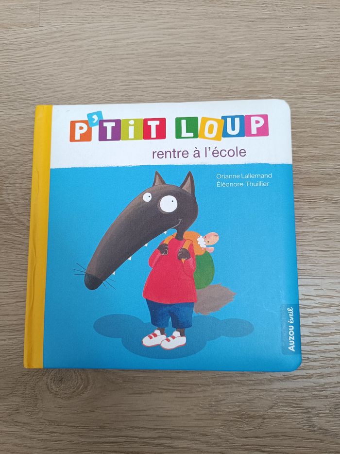 Livre p'tit loup rentre à l'école