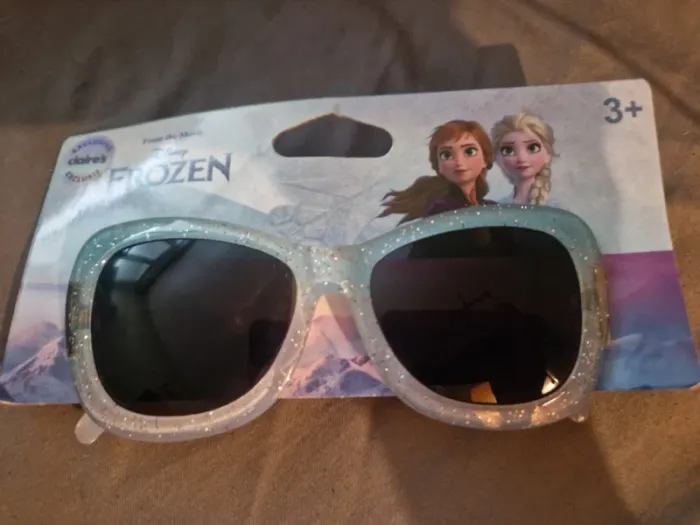 Lunettes de soleil reine des neiges - photo numéro 3