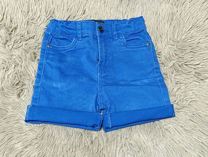 Short en jean bleu - photo numéro 2