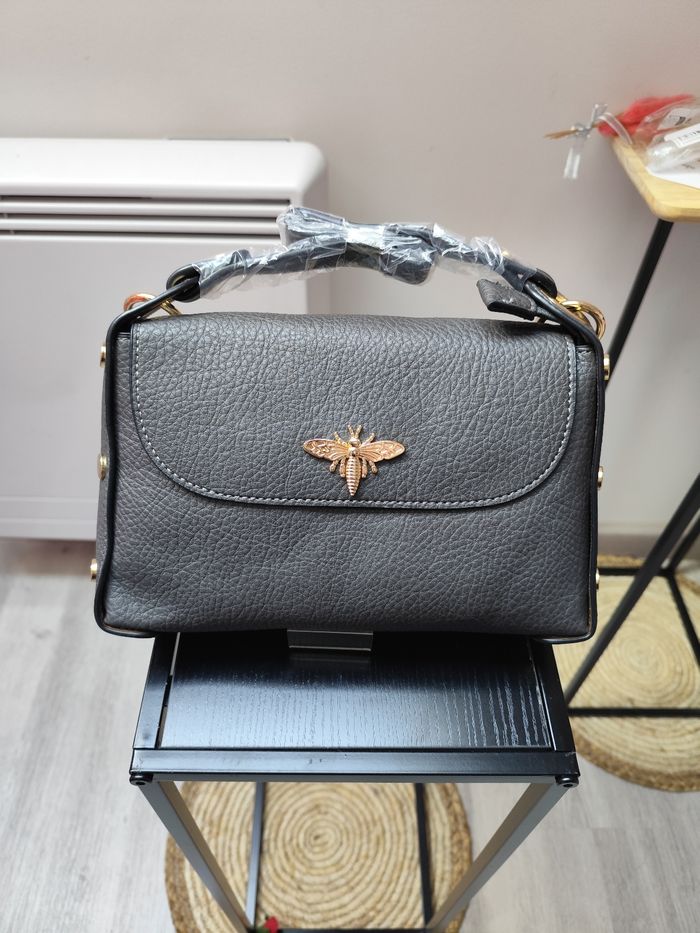 Sac à main avec bandoulière