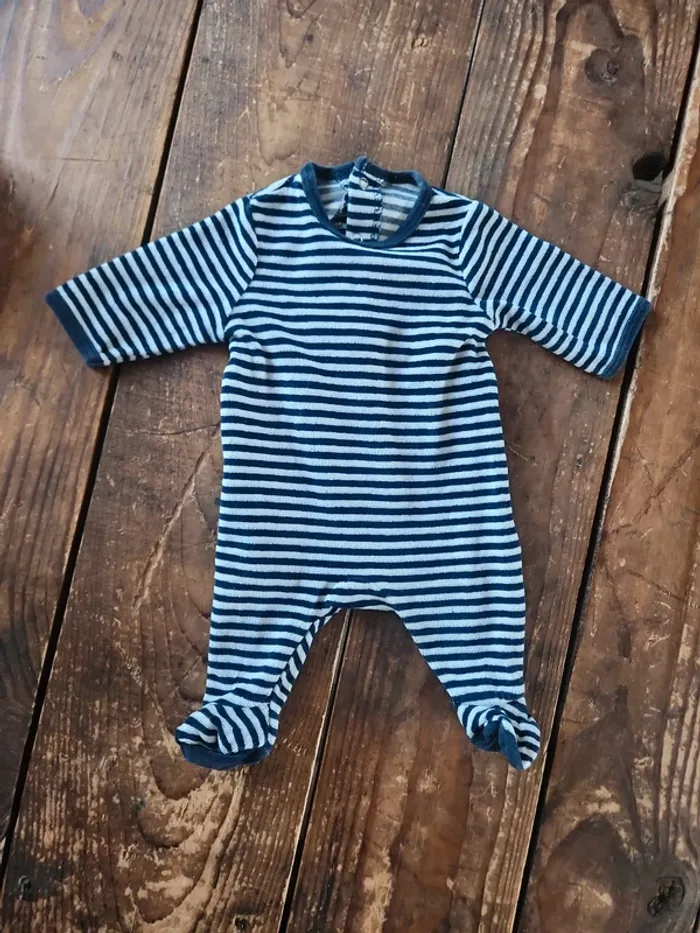 Lot pyjamas 1 mois - photo numéro 4