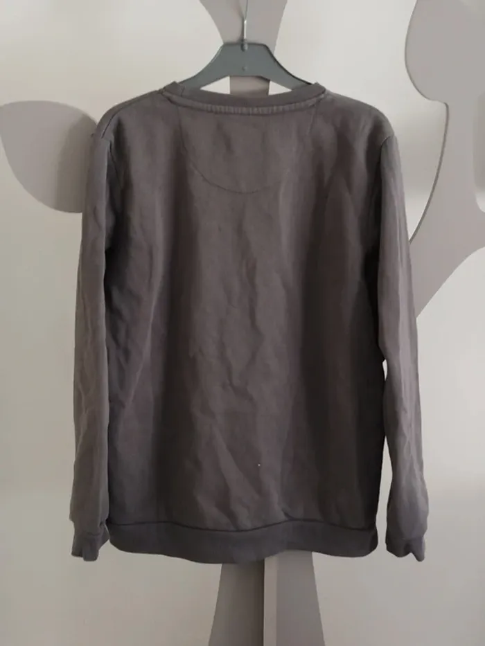 Sweat gris Primark taille 11-12 ans - photo numéro 2