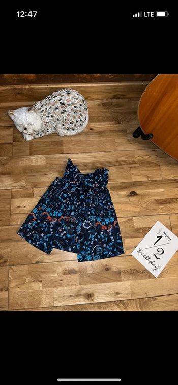 Jolie robe bleu motifs liberty jacadi très bon état 6 mois