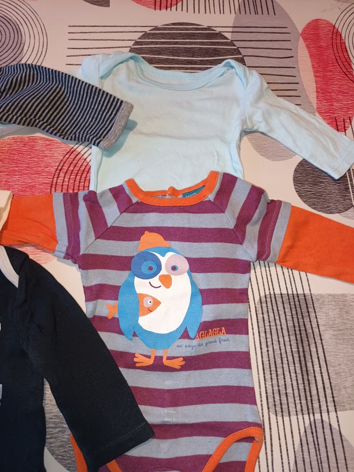 Lot 5 body taille 3 mois - photo numéro 4
