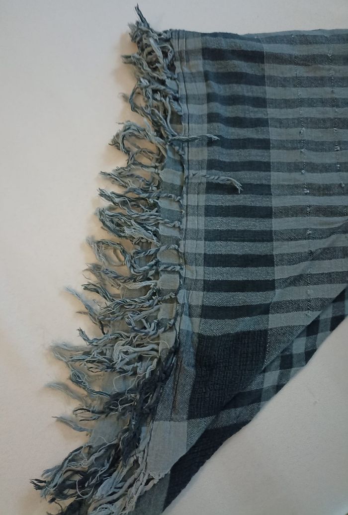 Foulard Chic et Polyvalent – Touche Finale à Vos Tenues ! - photo numéro 6