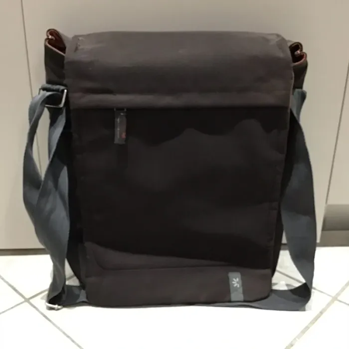 Sac bandoulière Case Logic pour PC portable - photo numéro 2