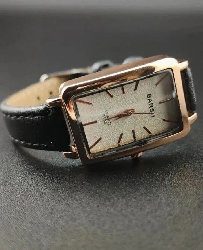 Montre rectangulaire noire & dorée, élégante - photo numéro 2