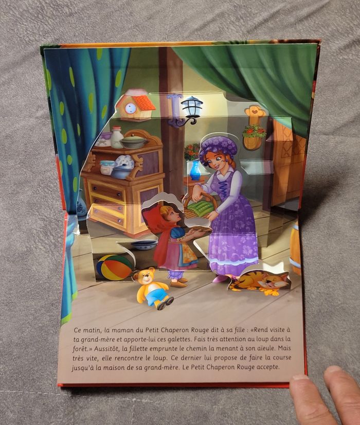 Le petit chaperon rouge pop up Charles Perrault - photo numéro 2