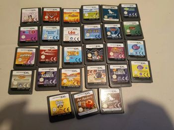 Lot de 27 jeux nintendo ds