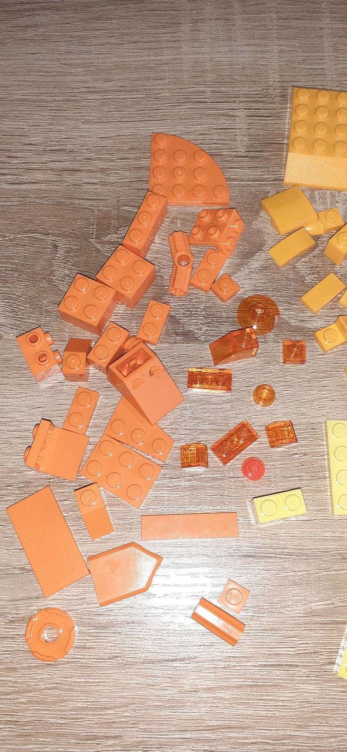 Lego jaune - photo numéro 2