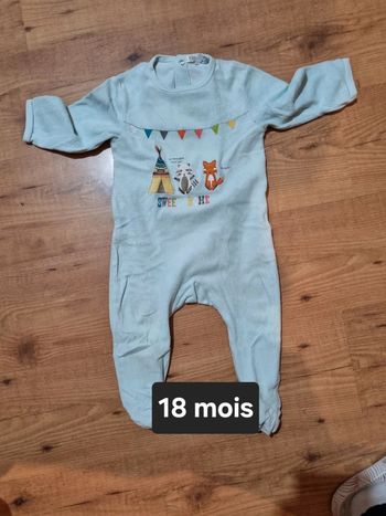 Pyjama velours 1 pièces 18 mois