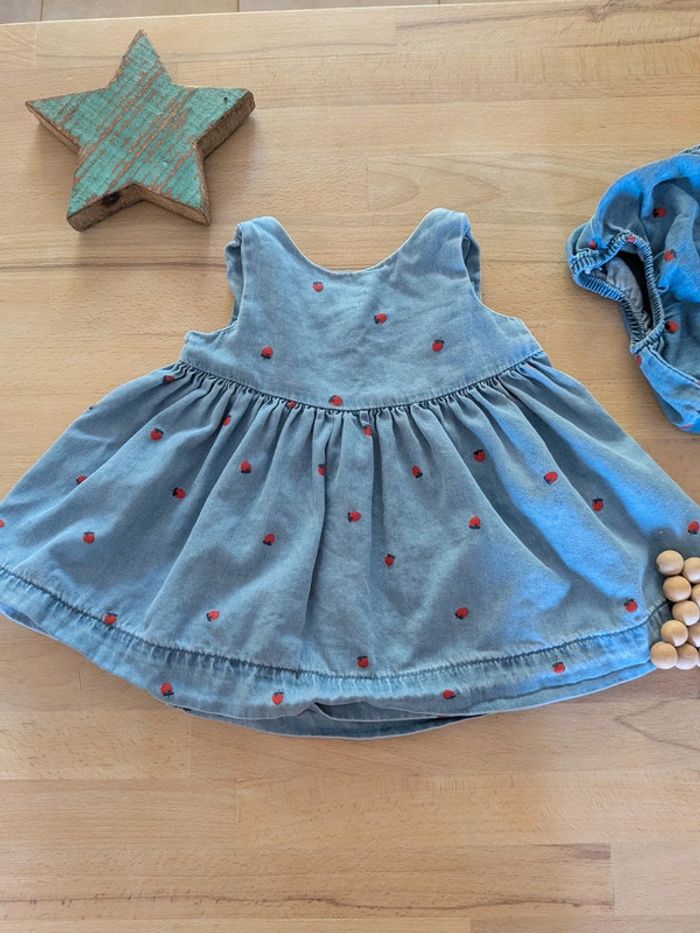 Robe fraise et jeans Obaïbi 3 mois - photo numéro 4