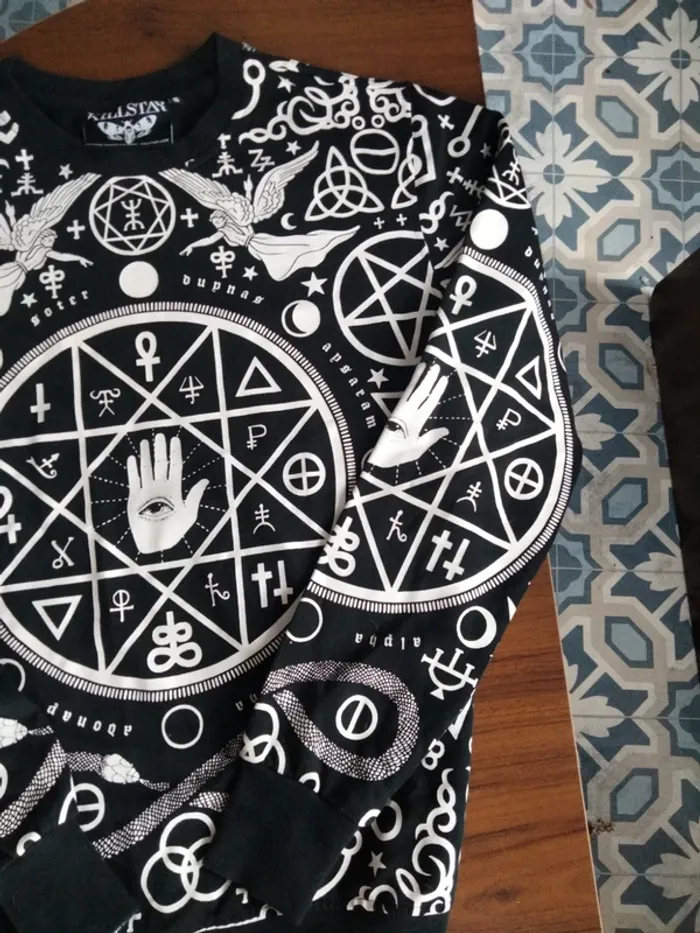 Hoodie Killstar taille S - photo numéro 4