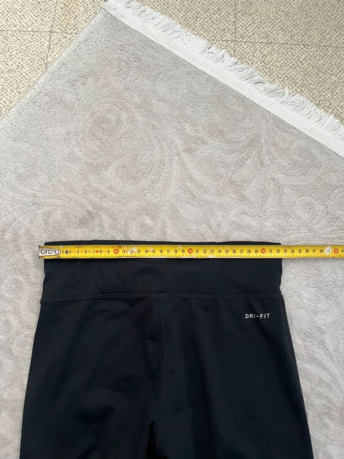 Legging Nike Dri Fit Taille XS (Coupe 3/8) - photo numéro 7