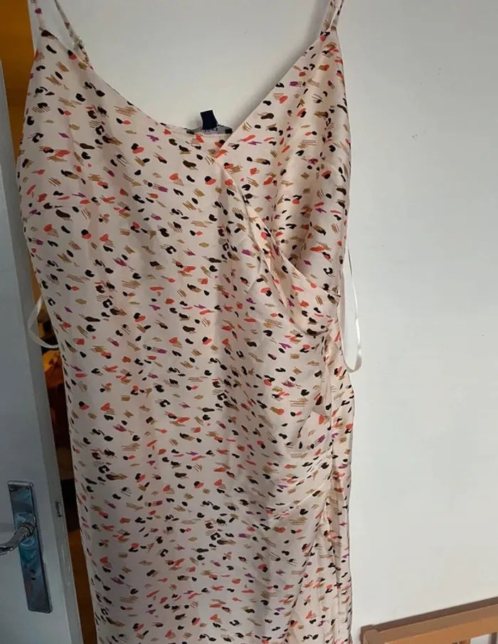 Pas de vintedgo robe effet soie - photo numéro 3