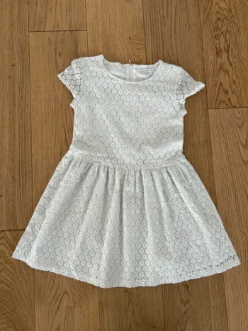Robe blanche en dentelle Monoprix 10 ans