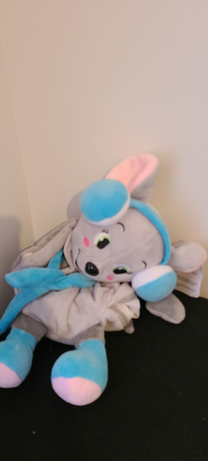 Peluche range pyjama - Souris grise et bleue - photo numéro 4