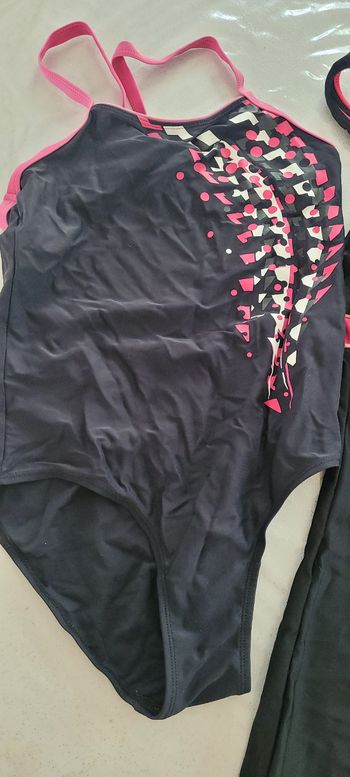 Lot 2 maillots de bain