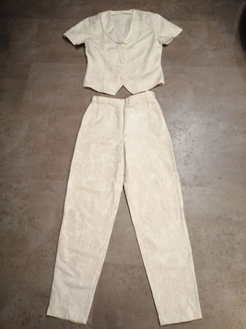Ensemble pantalon et veste blanc cassé Taille 34/36 Fait par une couturière