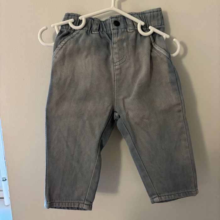 Jean bleu ciel pour bébé