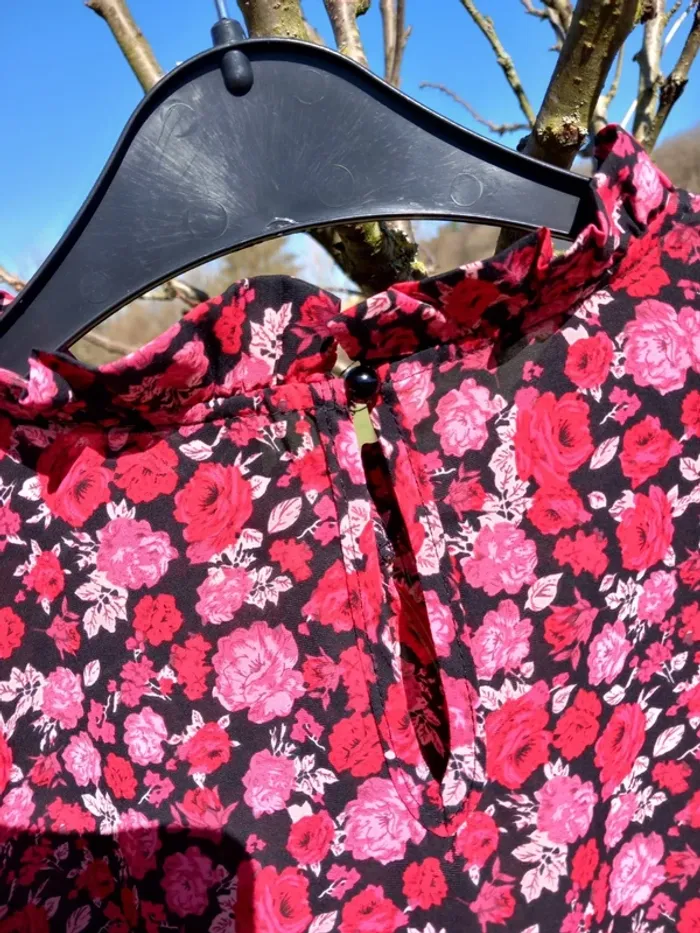 Chemisier shein taille L couleur rouge dominante - photo numéro 5