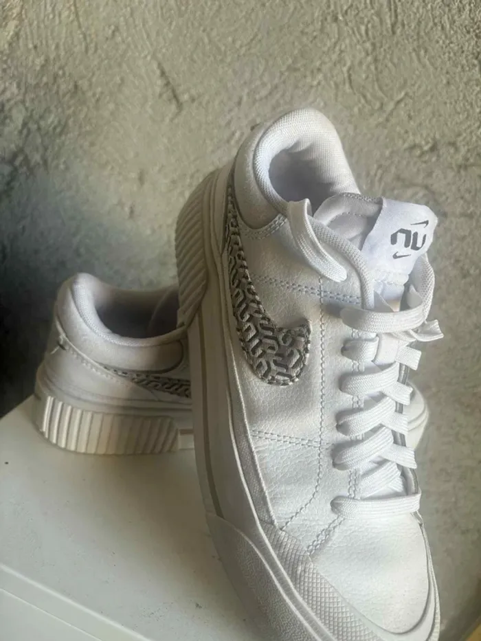 Basket Nike 38 - photo numéro 2