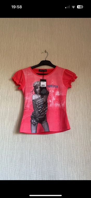T-shirt neuf 8 ans rose