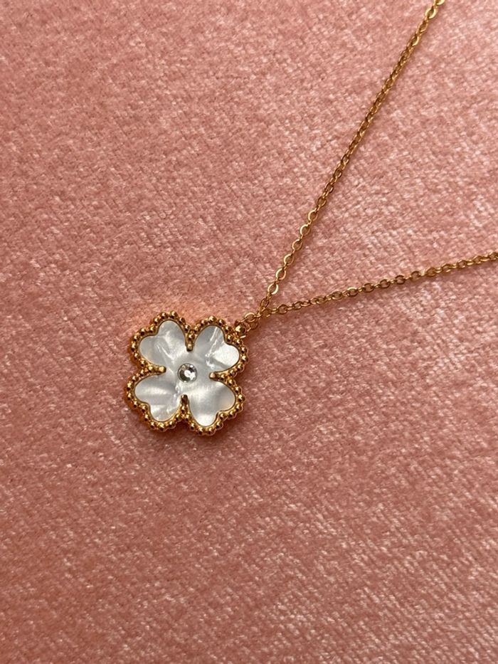 Collier chaîne réglable acier inoxydable or trèfle nacré blanc - photo numéro 3