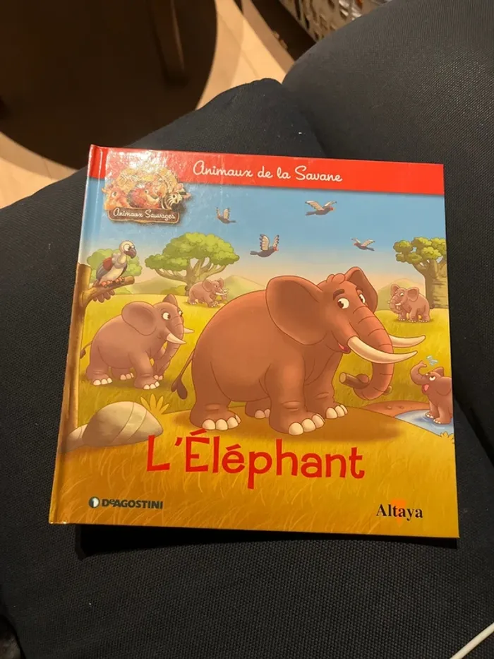 Livre pour enfants altaya l éléphant